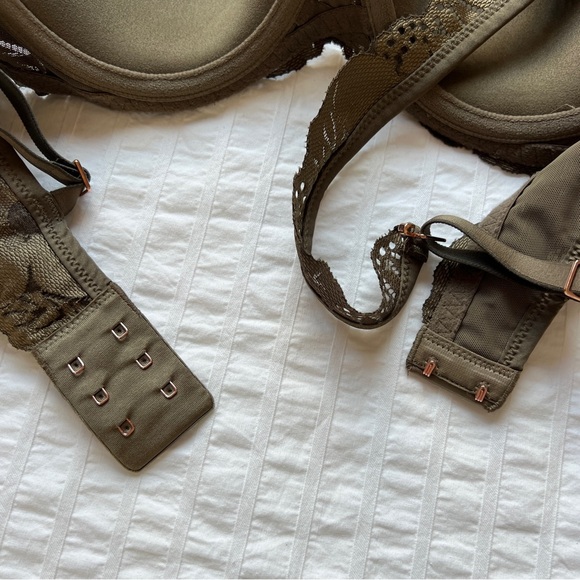 NWOT Aerie Real Power Balconette Lightly Lined Bra in Olive, 34B - Picture 12 of 15